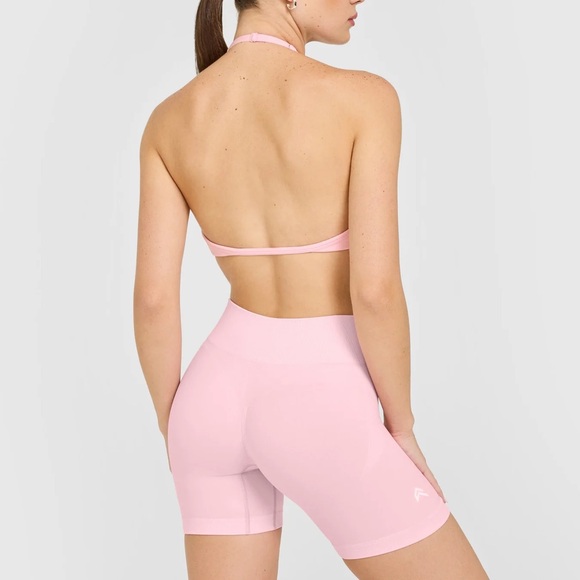 Oner active ENHANCELIFT™ SEAMLESS MINIMAL HALTER NECK BRALETTE - Picture 2 of 6